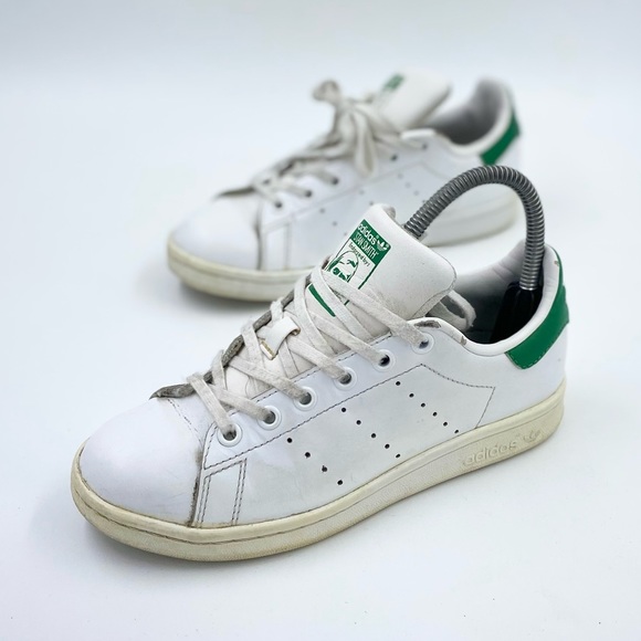 Adidas Stan Smith sneaker boys size 4 - Picture 1 of 8